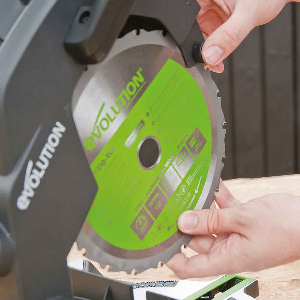 Evolution F210CMS 210mm Kapp- und GehrungssÀge mit TCT-Multi-Material-SÀgeblatt - Image 11